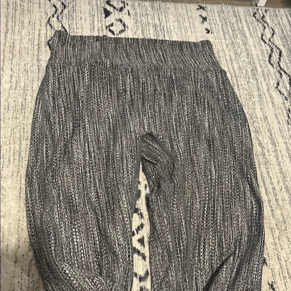 Ptula Peak leggings gray